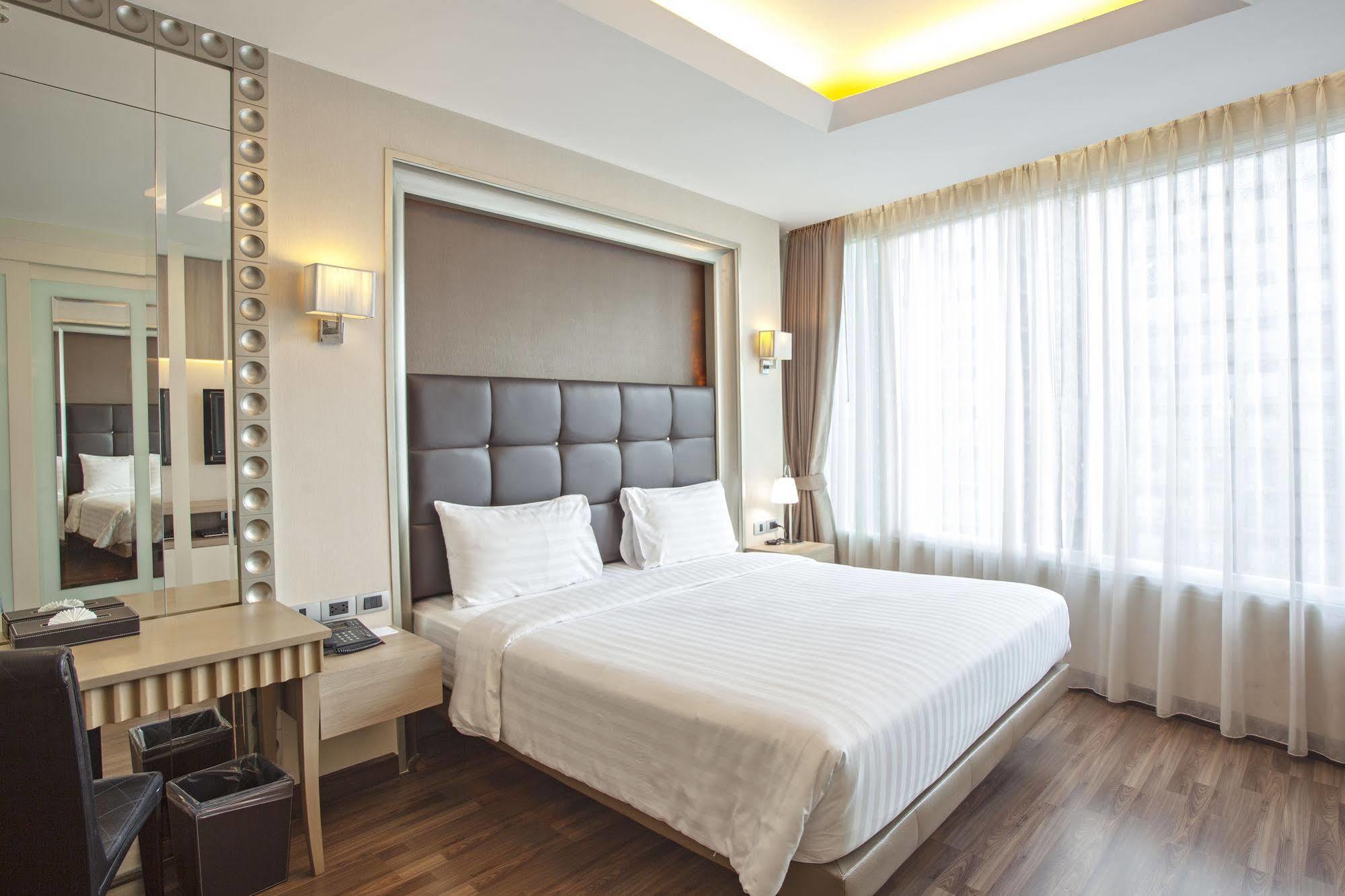 V Residence Bangkok Eksteriør billede