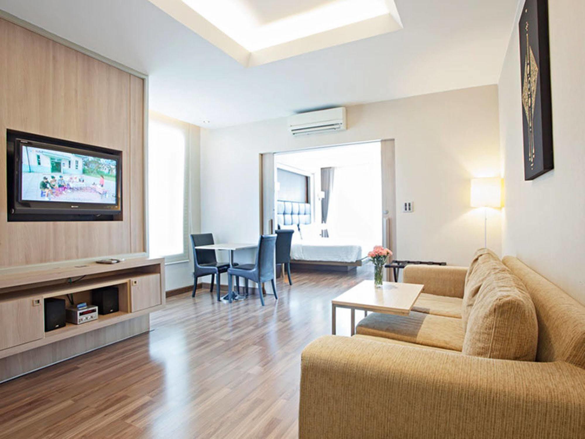 V Residence Bangkok Eksteriør billede