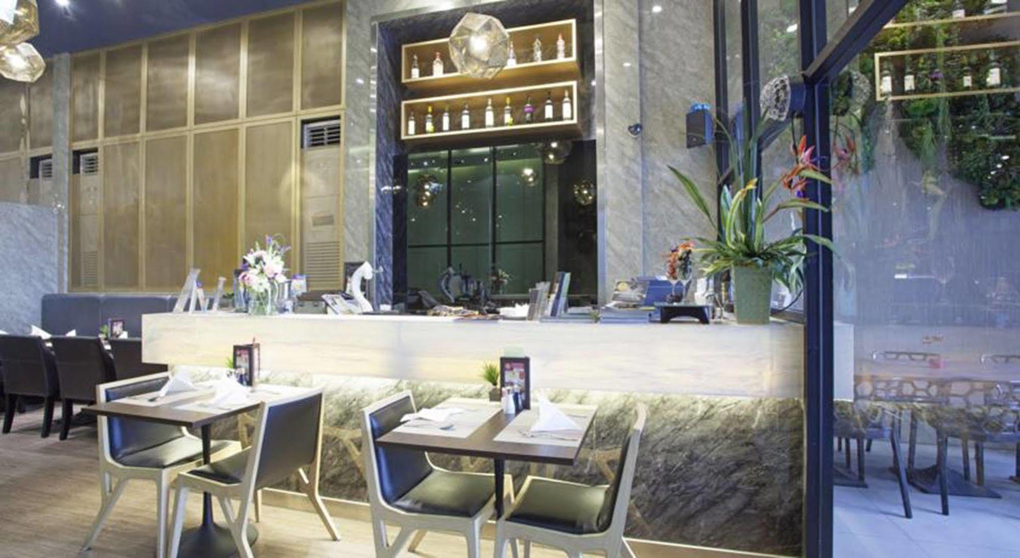 V Residence Bangkok Eksteriør billede